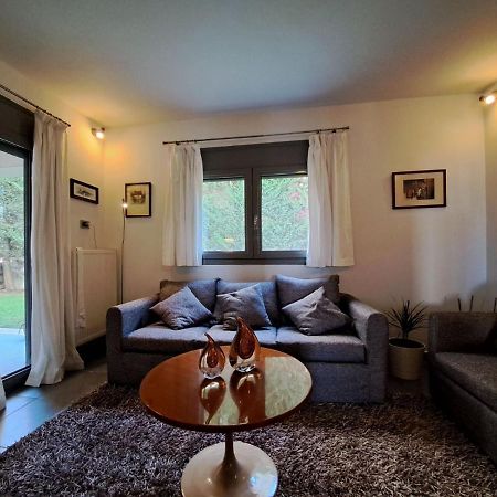 Apartmán Flat With Garden In Ioánnina Exteriér fotografie