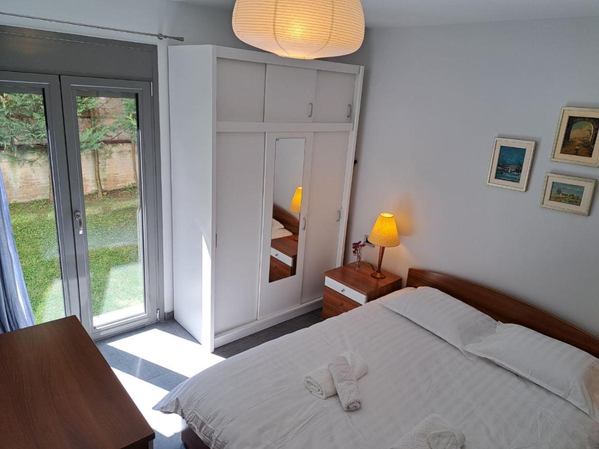 Apartmán Flat With Garden In Ioánnina Exteriér fotografie